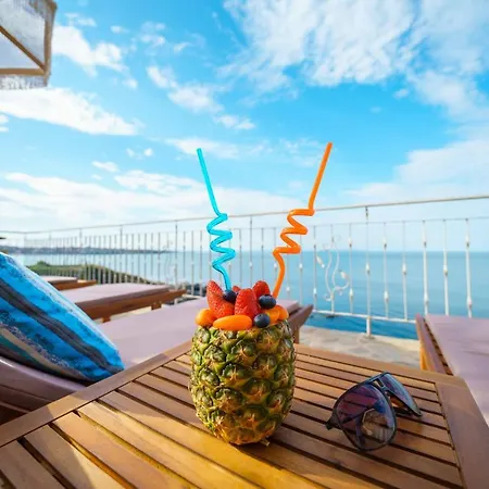 ホテル Dolphin Bay Boutique Complex