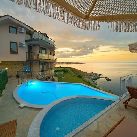 ホテル Dolphin Bay Boutique Complex