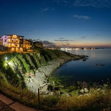 Dolphin Bay Boutique Complex