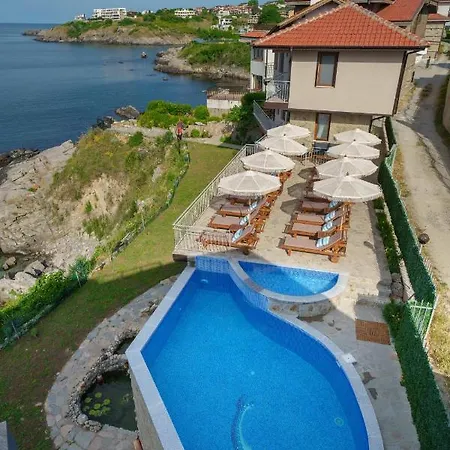 Dolphin Bay Boutique Complex 호텔