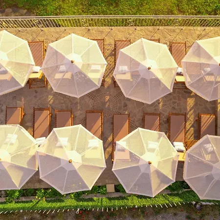 Dolphin Bay Boutique Complex * ソゾポル