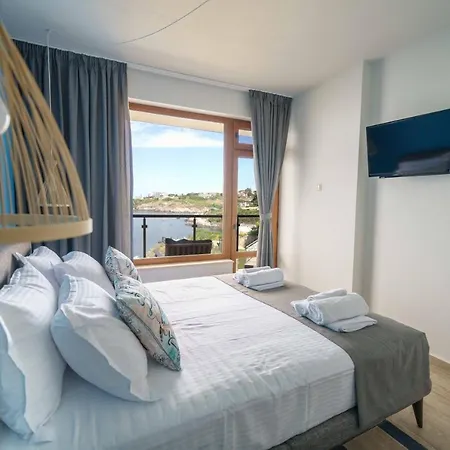 Dolphin Bay Boutique Complex