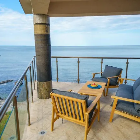 Dolphin Bay Boutique Complex *