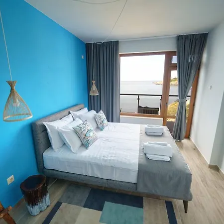 호텔 Dolphin Bay Boutique Complex