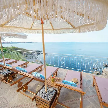 Dolphin Bay Boutique Complex * ソゾポル