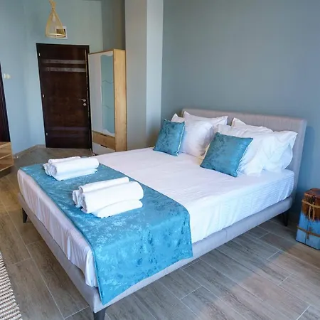 Dolphin Bay Boutique Complex * 소조폴