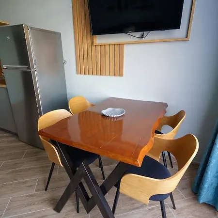 Dolphin Bay Boutique Complex * 소조폴