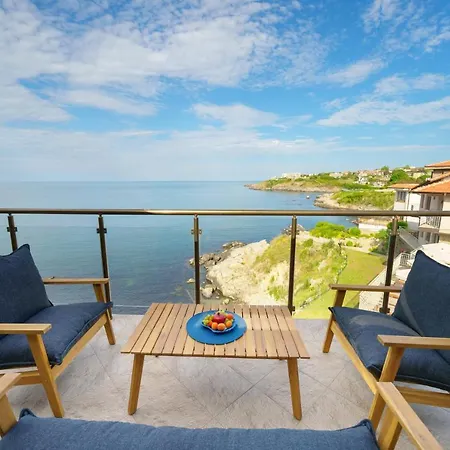 Dolphin Bay Boutique Complex 호텔 *