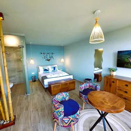 호텔 Dolphin Bay Boutique Complex *