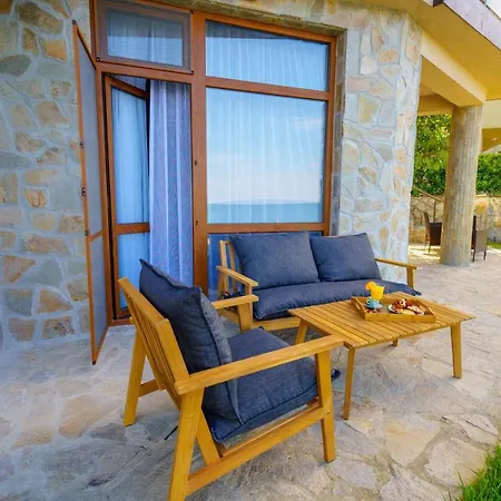 Dolphin Bay Boutique Complex Sosopol