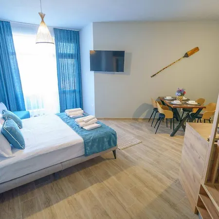 Dolphin Bay Boutique Complex Hotel