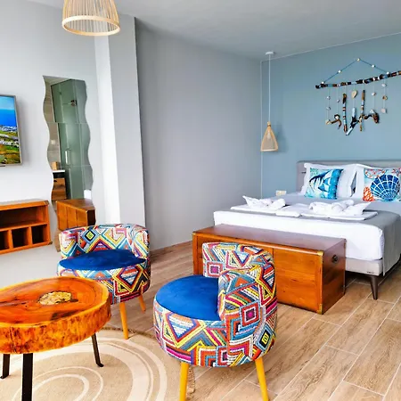 Dolphin Bay Boutique Complex Hotel