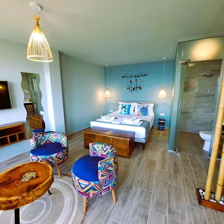 Dolphin Bay Boutique Complex *