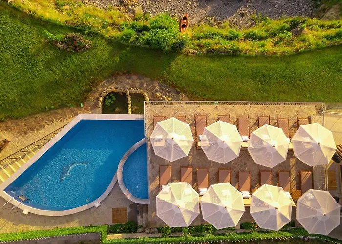 Dolphin Bay Boutique Complex Hotel *