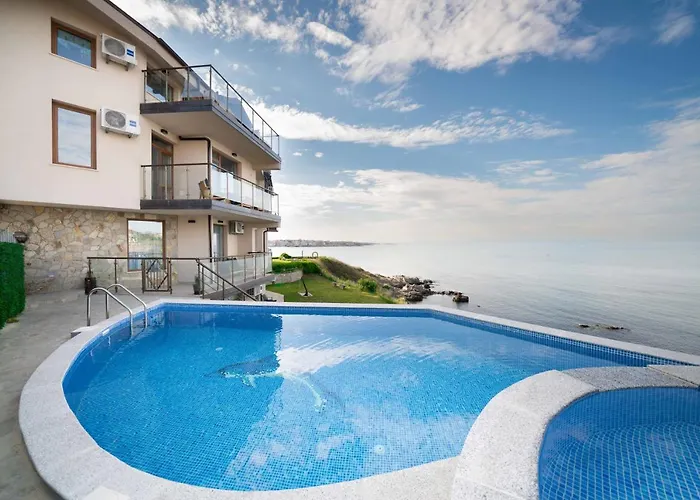 Hotel Dolphin Bay Boutique Complex *