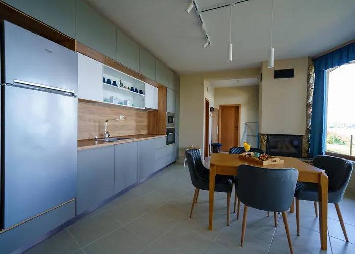 Dolphin Bay Boutique Complex Hotel *