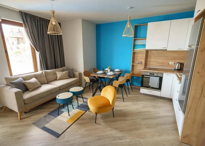 Dolphin Bay Boutique Complex * Созополь