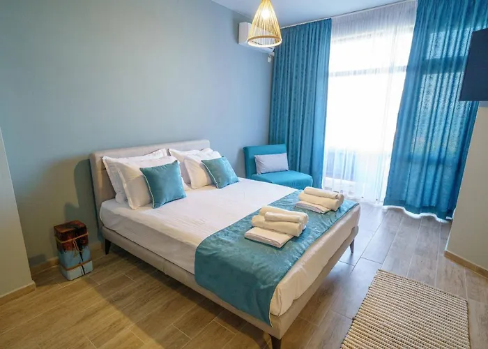 Dolphin Bay Boutique Complex Hotel *