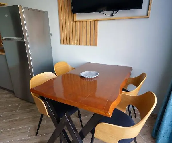 Dolphin Bay Boutique Complex * Созополь